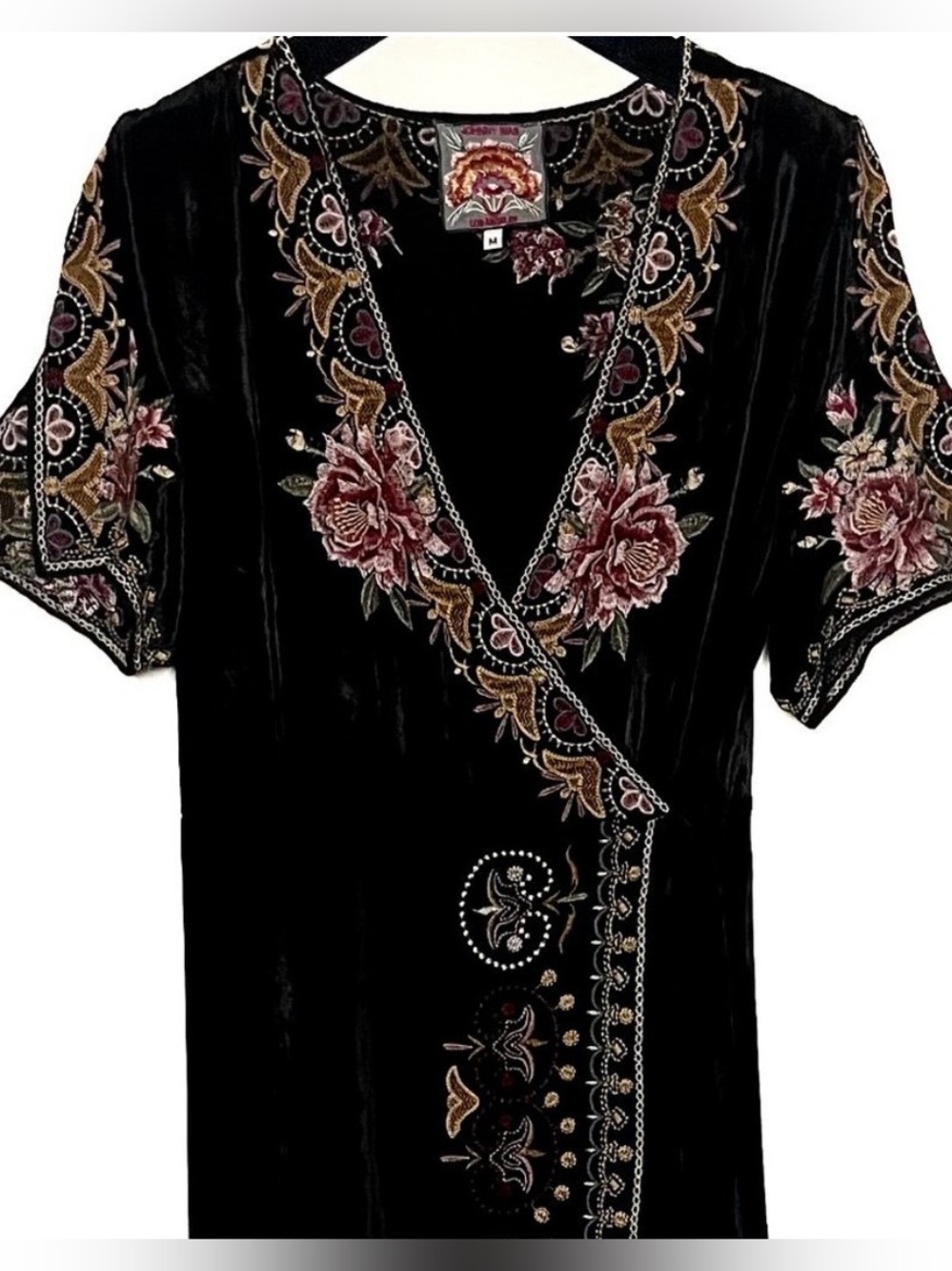 Johnny Was Joanna Velvet
Wrap Dress Black Embroidered Floral Sz Medium - Picture 4 of 10